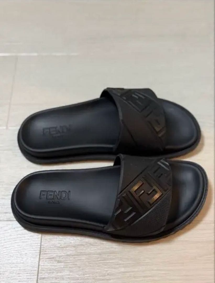 最安値　FENDI サンダル スライド フェンディ