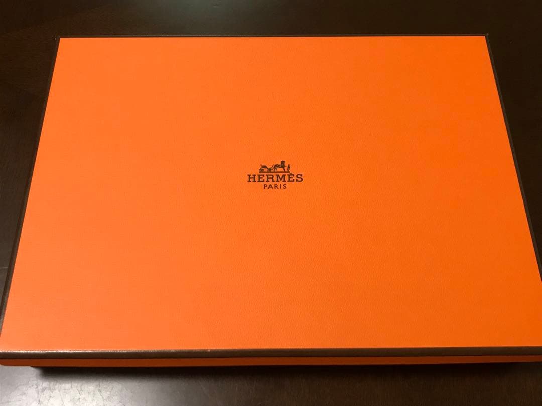 HERMÈS ノート　Faubourg blank notebook