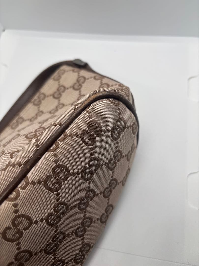 極美品　GUCCI アクセサリーポーチ