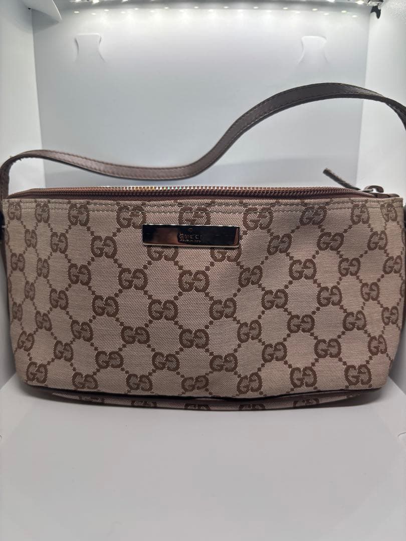 極美品　GUCCI アクセサリーポーチ