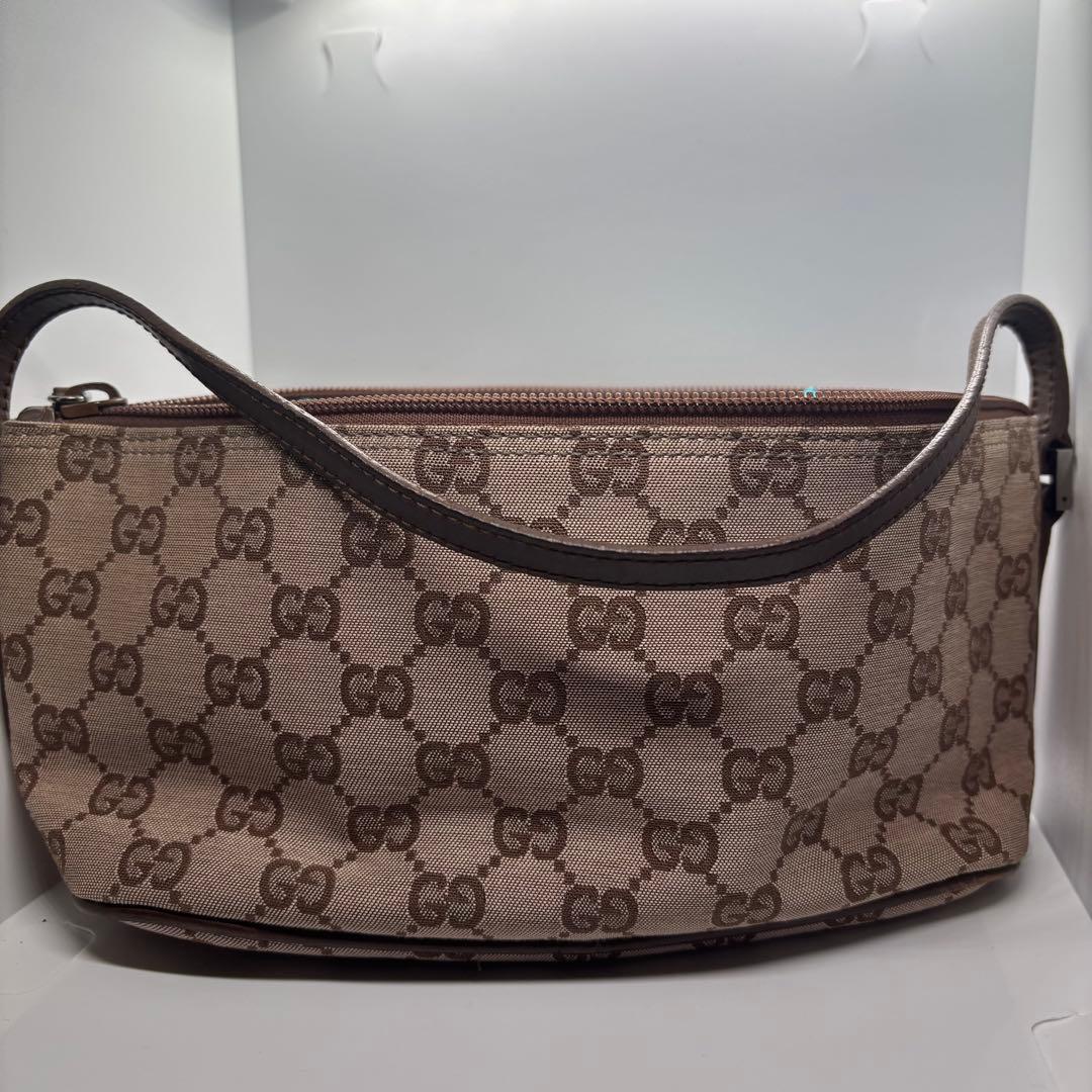 極美品　GUCCI アクセサリーポーチ