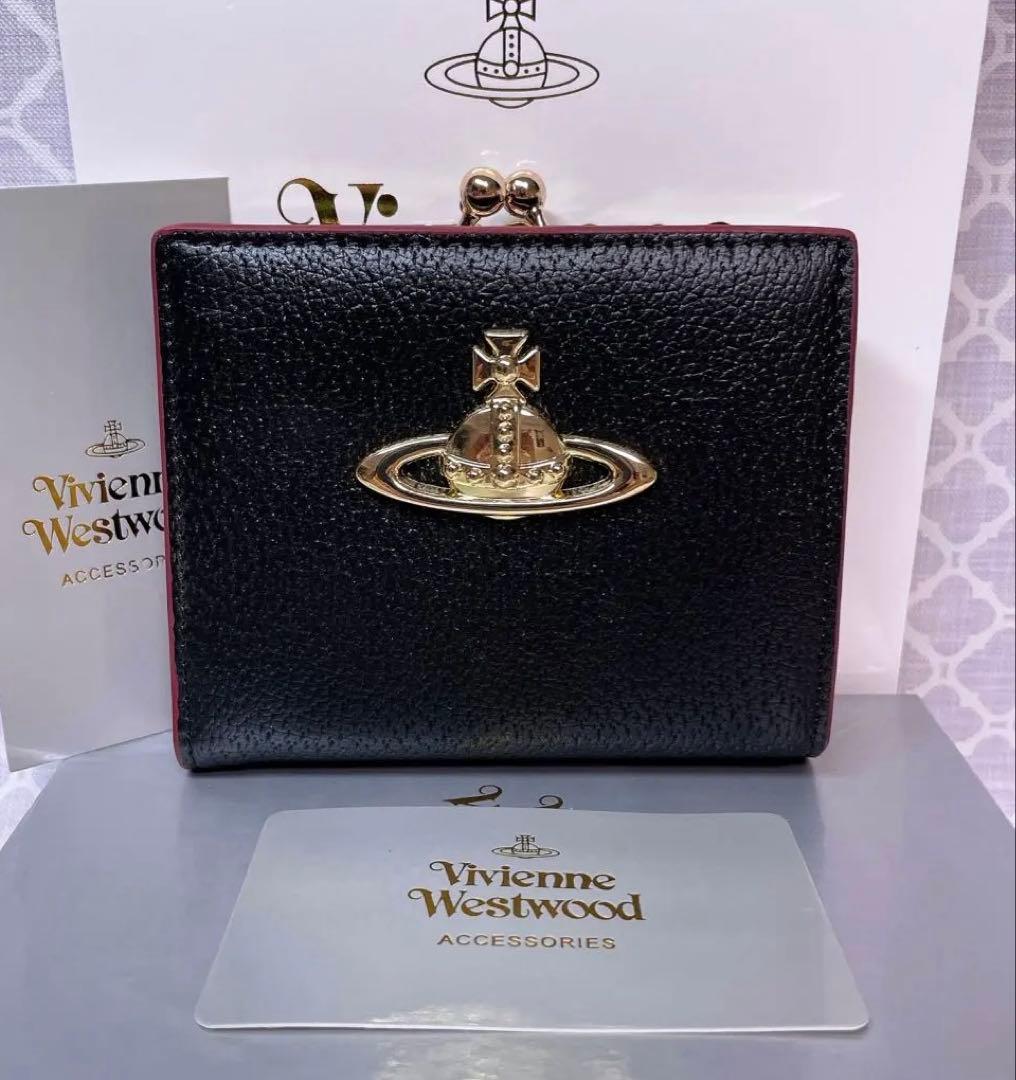 【最新☆ショッパー付】高級感 ヴィヴィアン・ウエストウッド 折財布 黒
