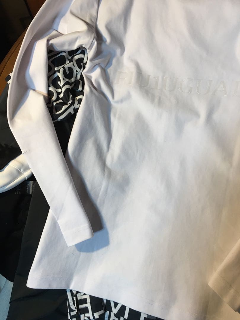 みーと1piu1uguale3 SPORT GRADATION WH