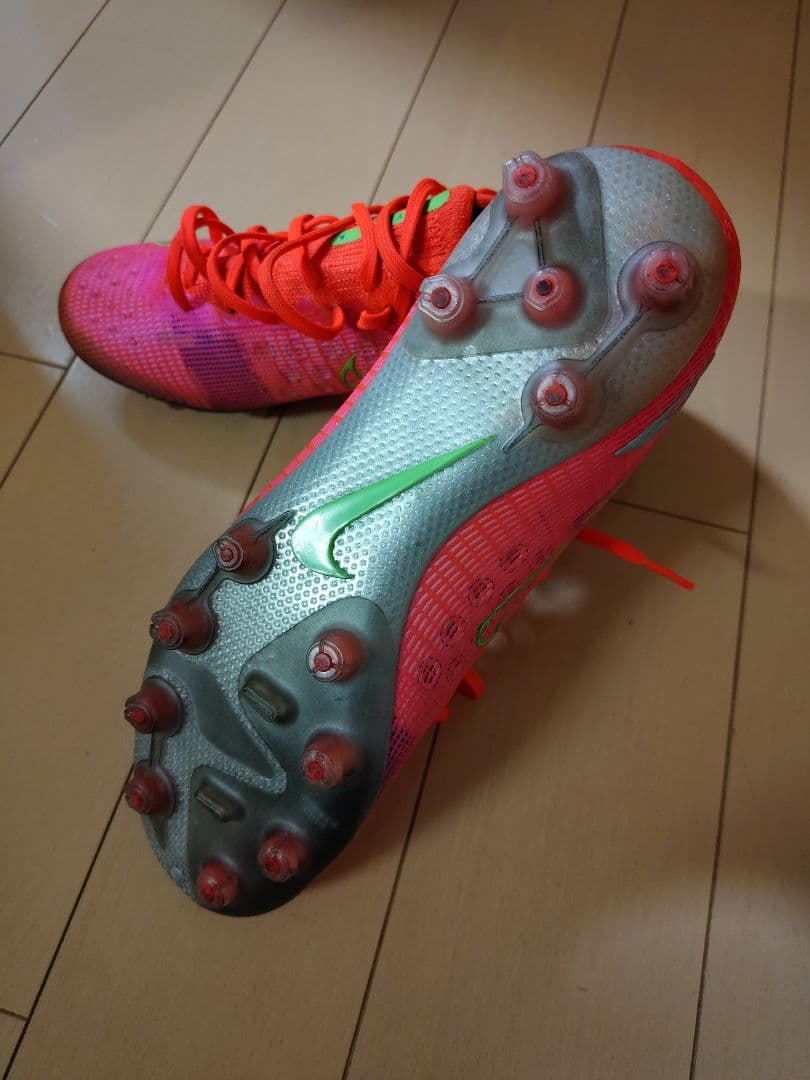 ナイキ マーキュリアル ヴェイパー