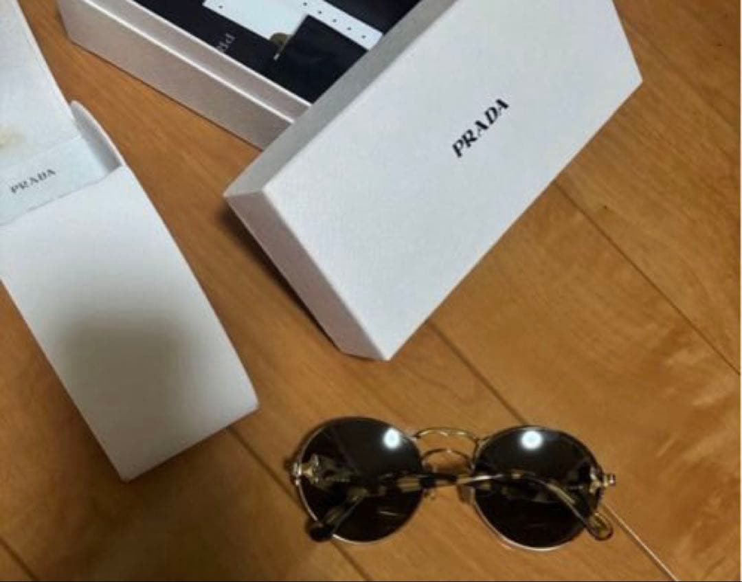 hyde着PRADA ラウンドサングラス ifラルク