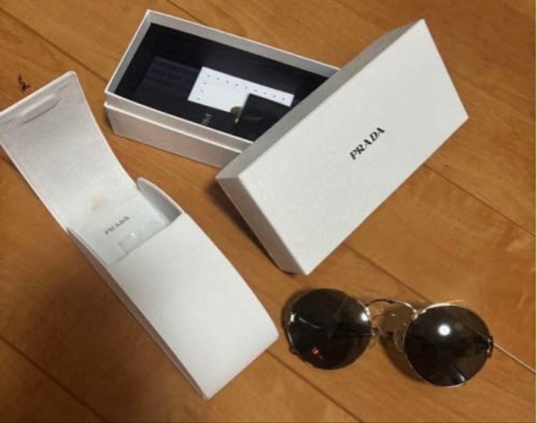 hyde着PRADA ラウンドサングラス ifラルク