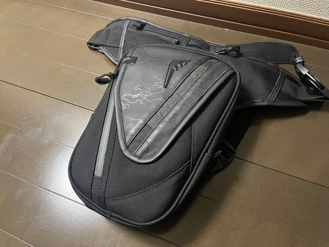 クシタニ　kushitani レッグバッグ　ブラックアウト