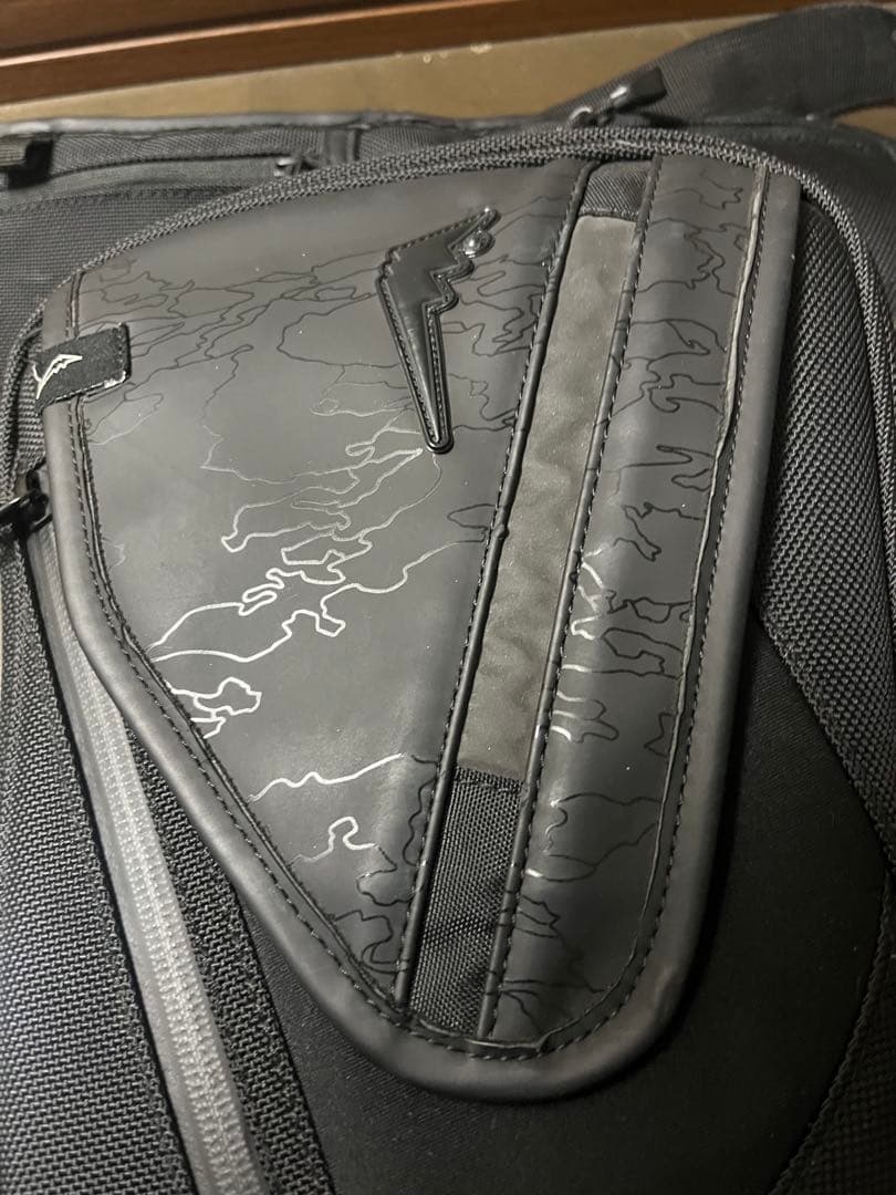 クシタニ　kushitani レッグバッグ　ブラックアウト