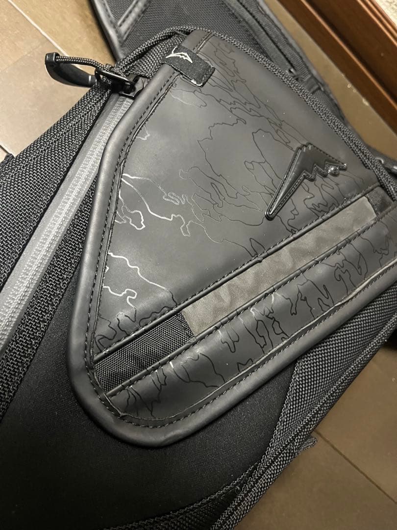 クシタニ　kushitani レッグバッグ　ブラックアウト