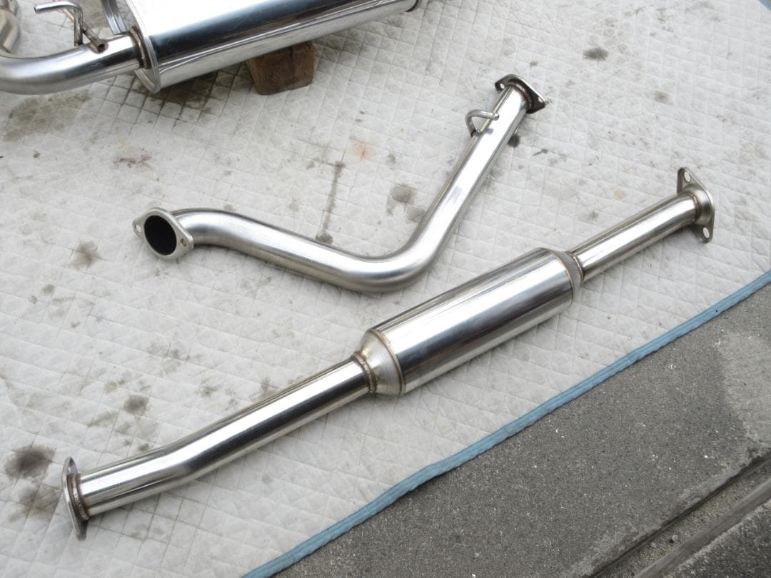 美品 オマケ付き トラスト ４本出し マフラー 86 brz zn6 zc6