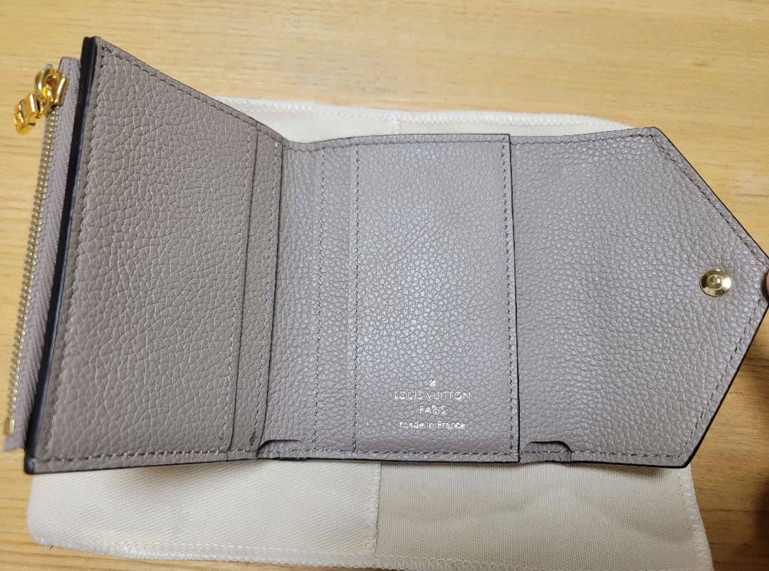 mama3ルイヴィトン ポルトフォイユ ゾエ トゥルトレール アンプラント