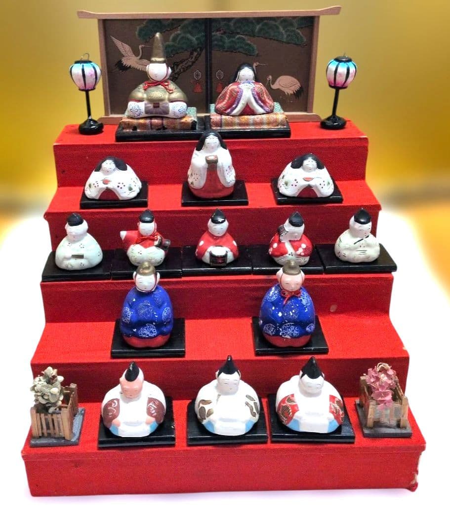 アンティークミニ雛人形　希少品！雛壇飾り土人形　可愛い　昭和レトロ