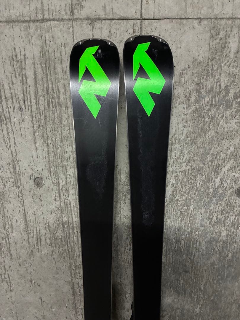 Nordica spitfire pro スキー 板