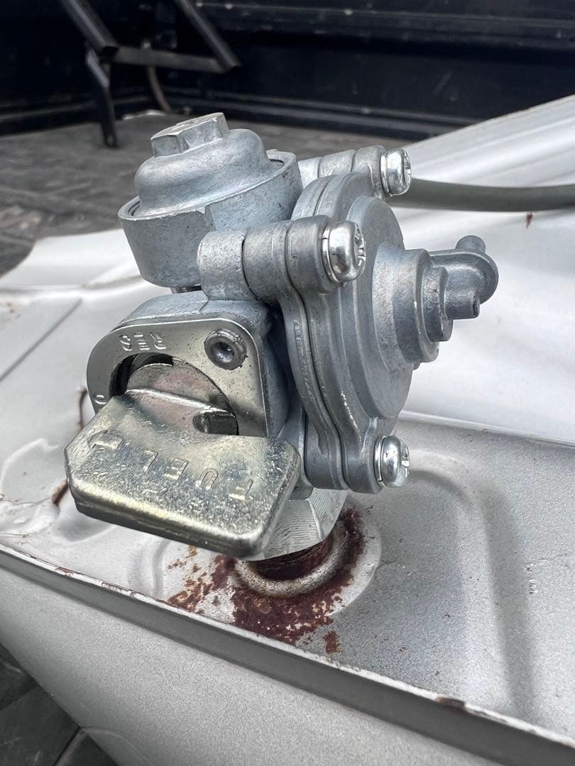 ホンダ　マグナ250 V－TWIN MAGNA 純正タンク