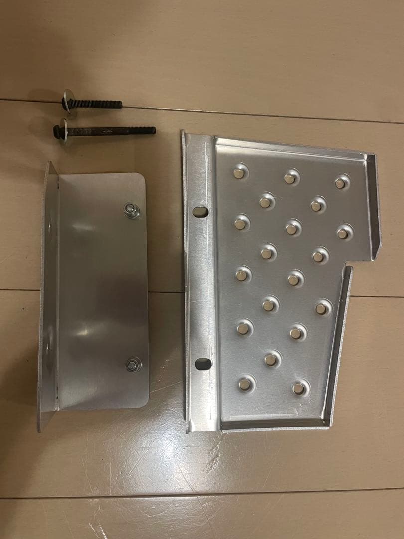 オクヤマ　フィアット500ドライバーフットレスト