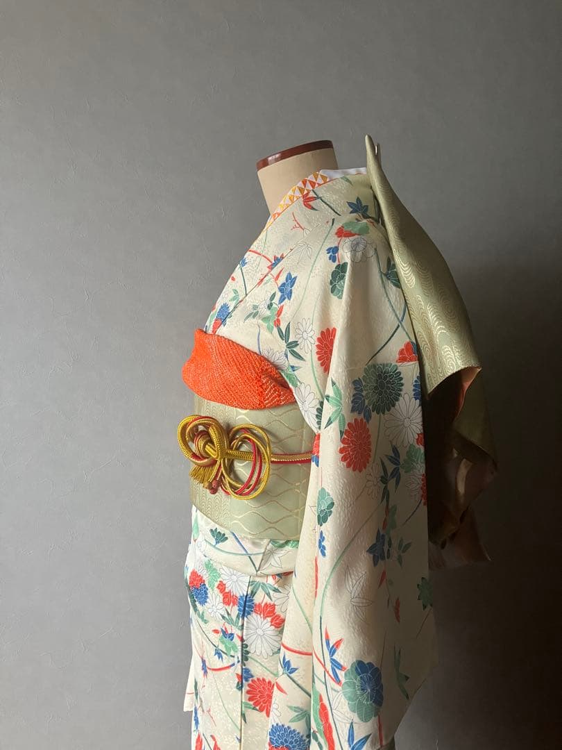 しつけ糸付き新品 小振袖 菊花小紋 単品 洗える着物