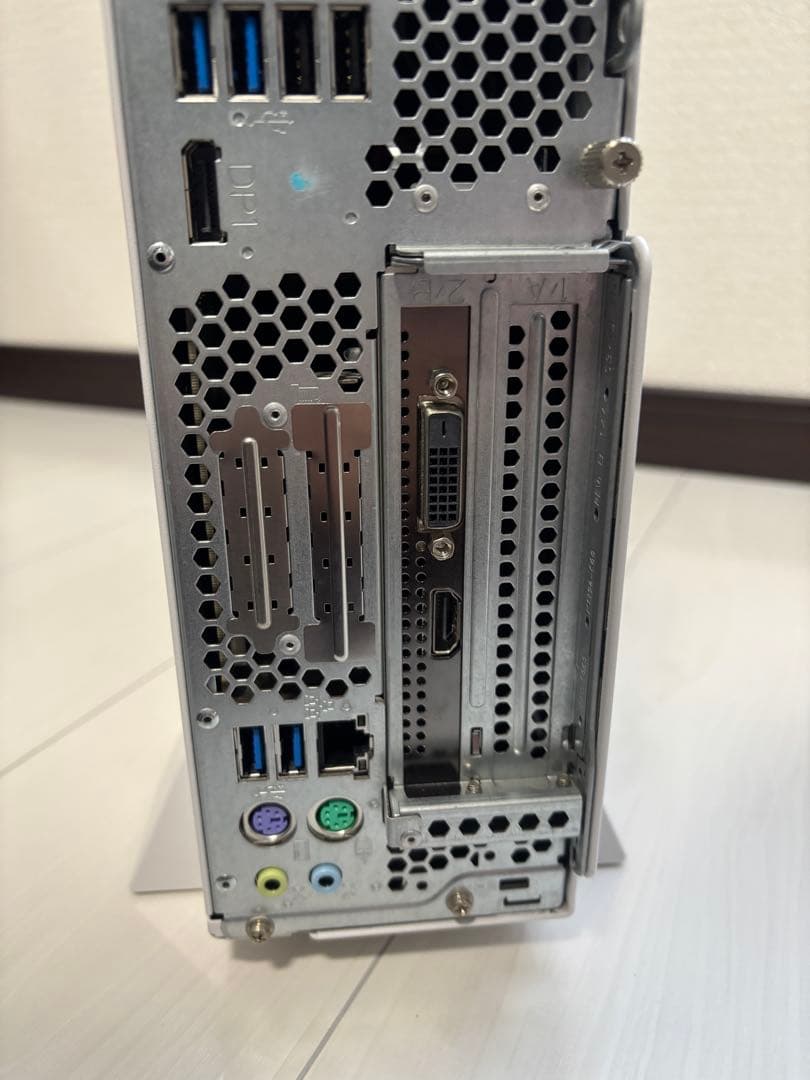 Windowsデスクトップ Fujitsu ESPRIMO D588/T i7 8700 GTX1650