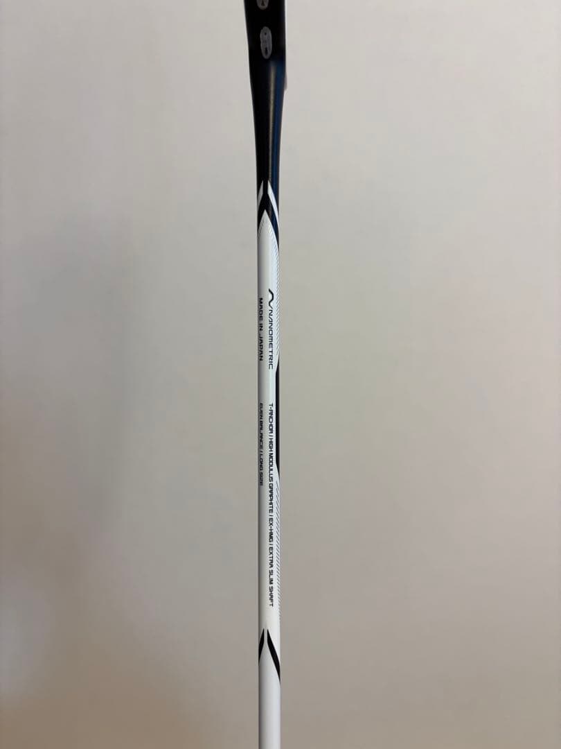 【極美品】YONEX DUORA Z STRIKEデュオラジーストライク3U5