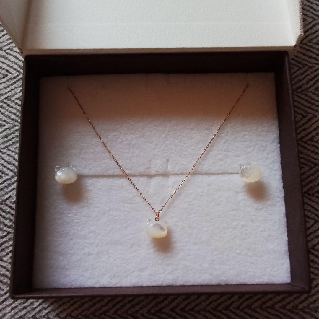 k10　猫　シェル　ネックレス　ピアス　未使用　バラ売り不可