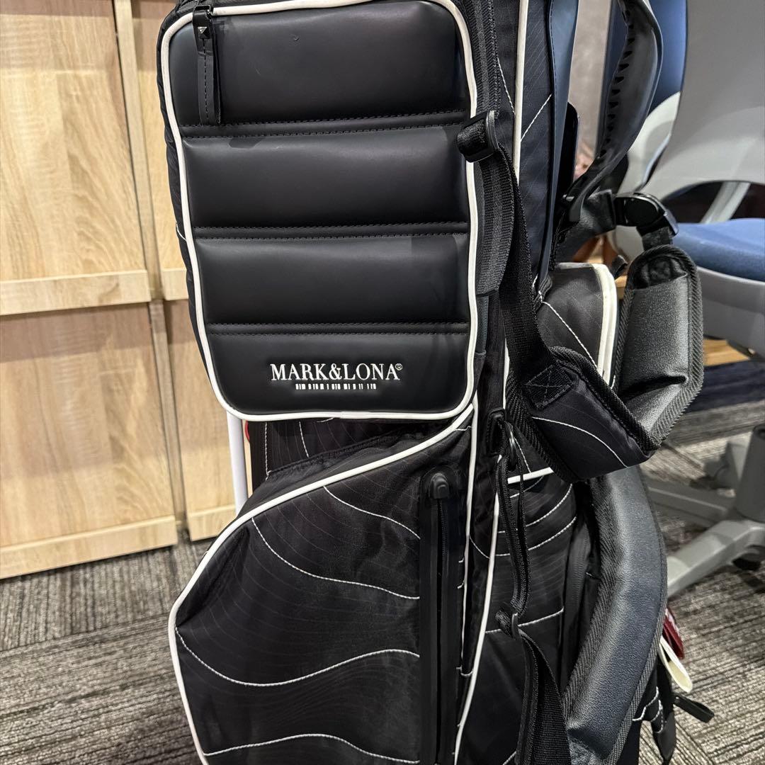 マークアンドロナ　スタンドキャディバッグ ブラック