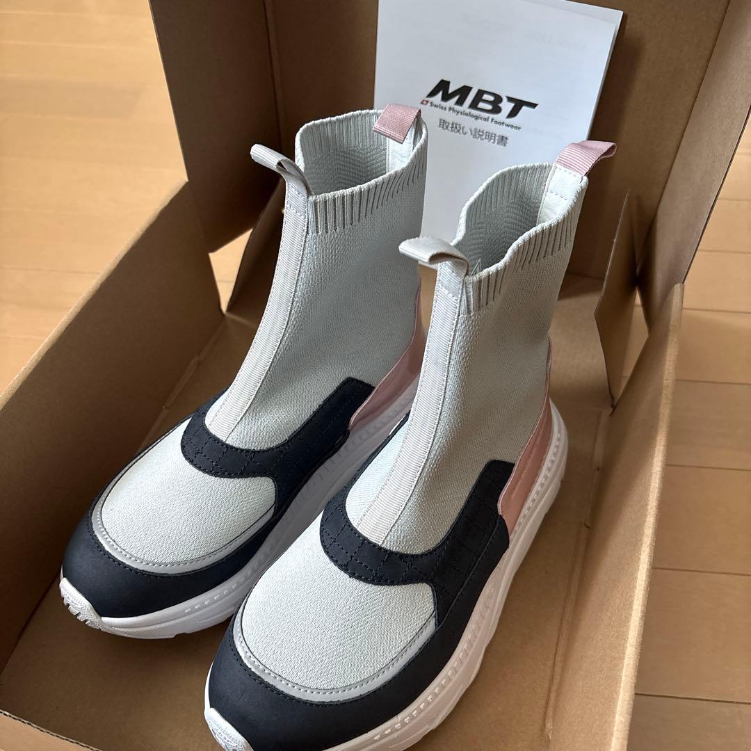 MBT ショートブーツ　スニーカー 23cm