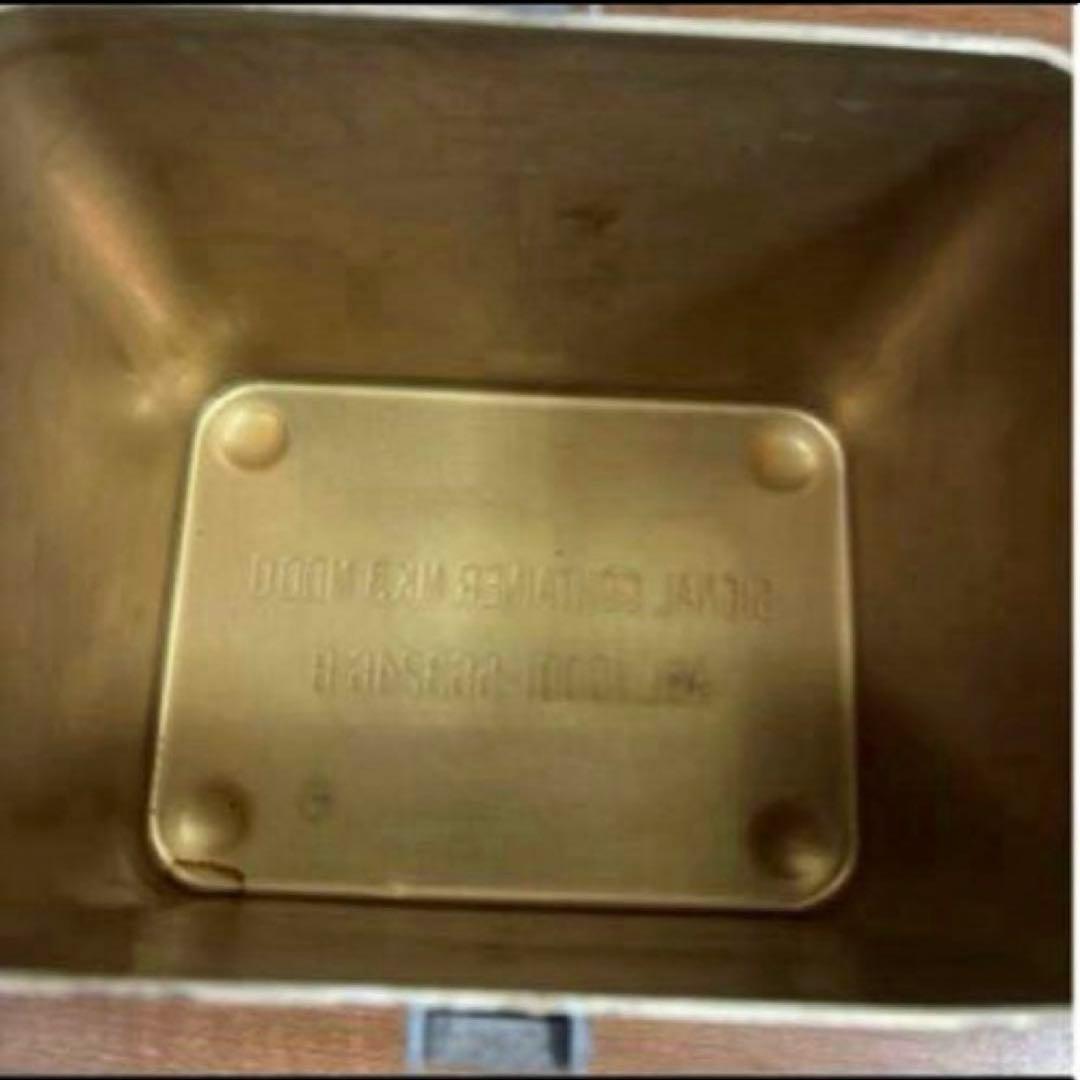 米軍　実物　SIGNAL SMOKE CASE ②送料無料