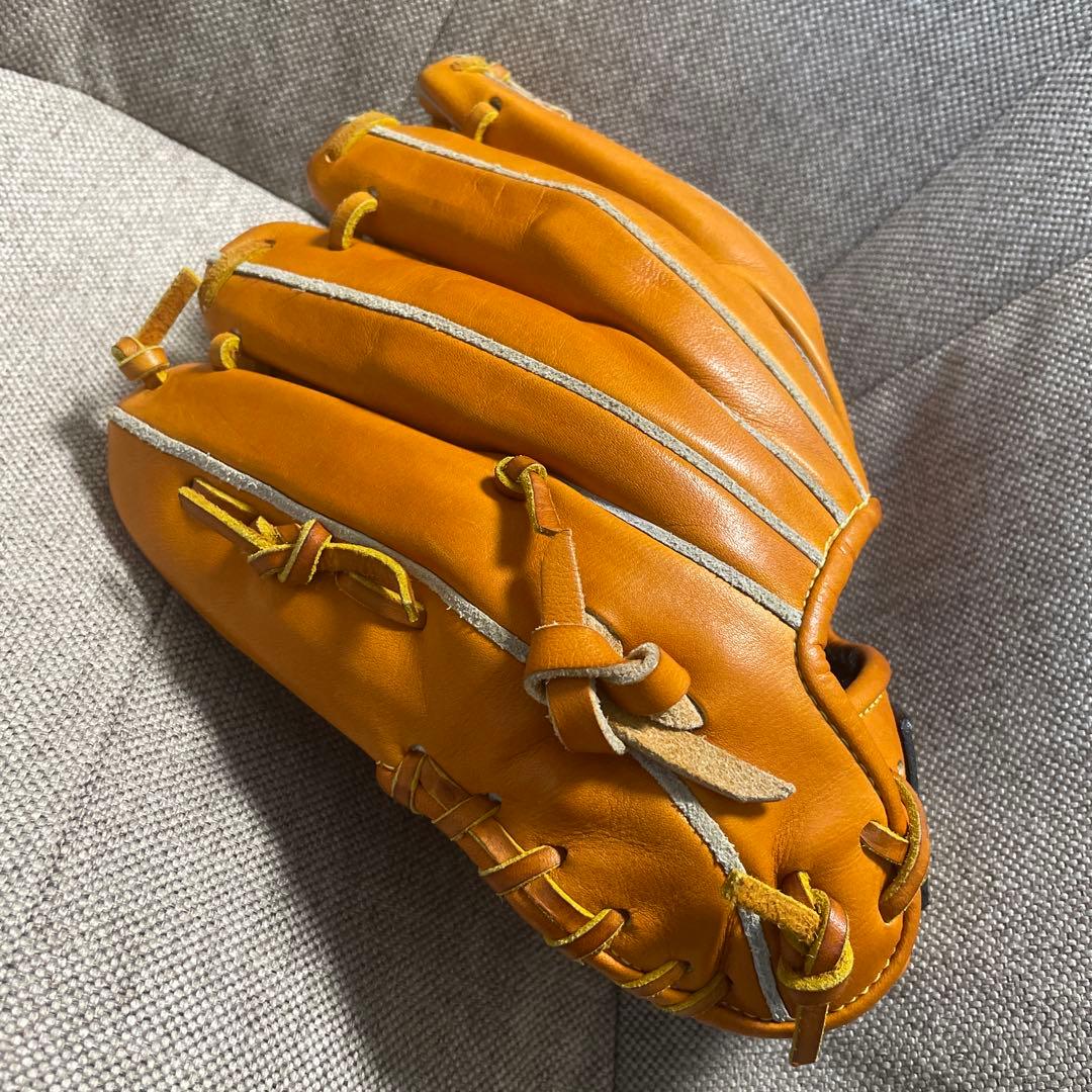 ドナイヤ　軟式野球グローブ