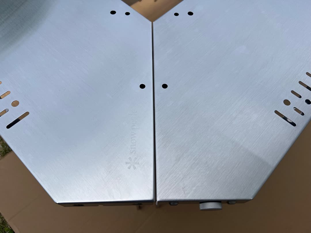 【美品・使用頻度少】スノーピークのジカロテーブル