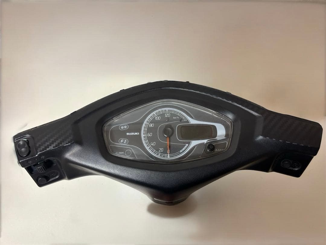 液晶焼け無し　v125s メーター　メーター周り