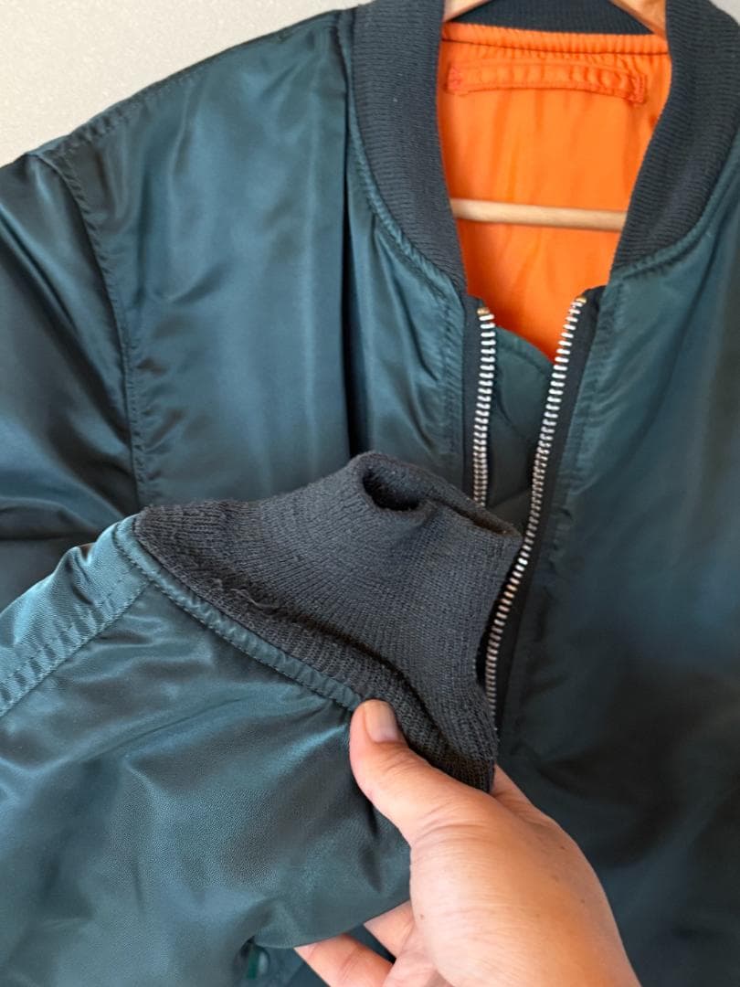 【古着】ALPHA MA-1 サイズ表記M　緑xオレンジ