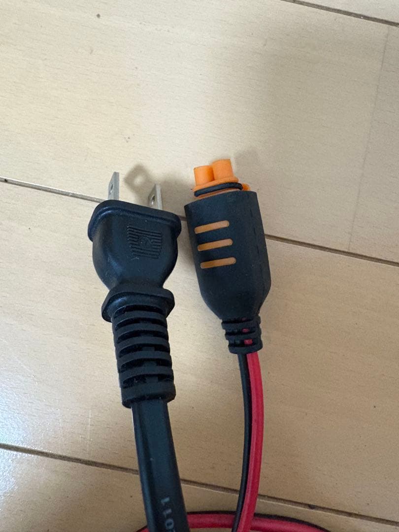 SUNDANCE/CTEK バッテリーチャージャー