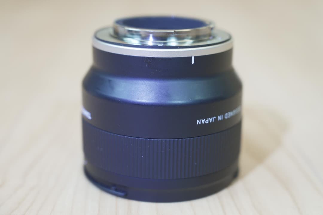 TAMRON 20mm F/2.8 Di III OSD M:1:2 Eマウント