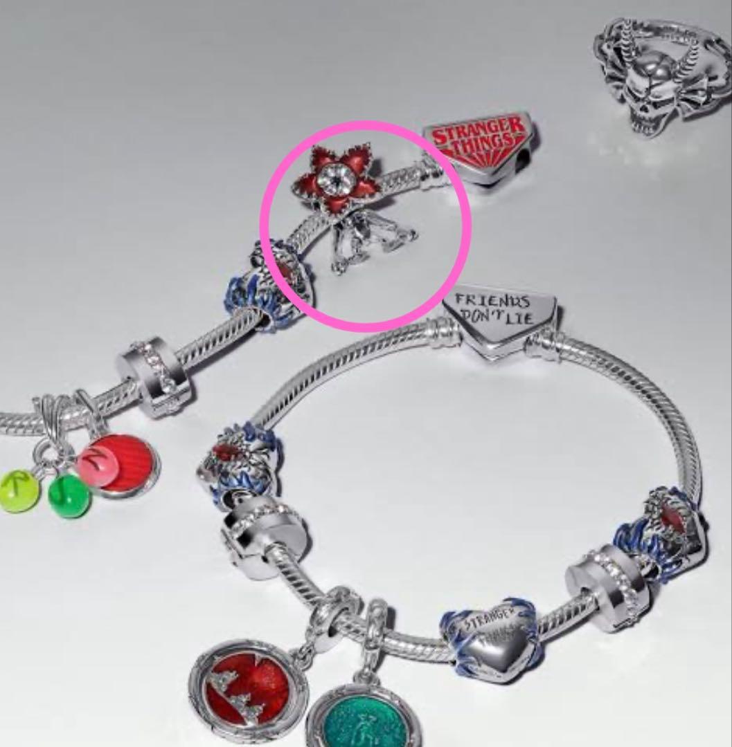 パンドラ　ストレンジャーシングスコラボ　デモゴルゴンチャーム