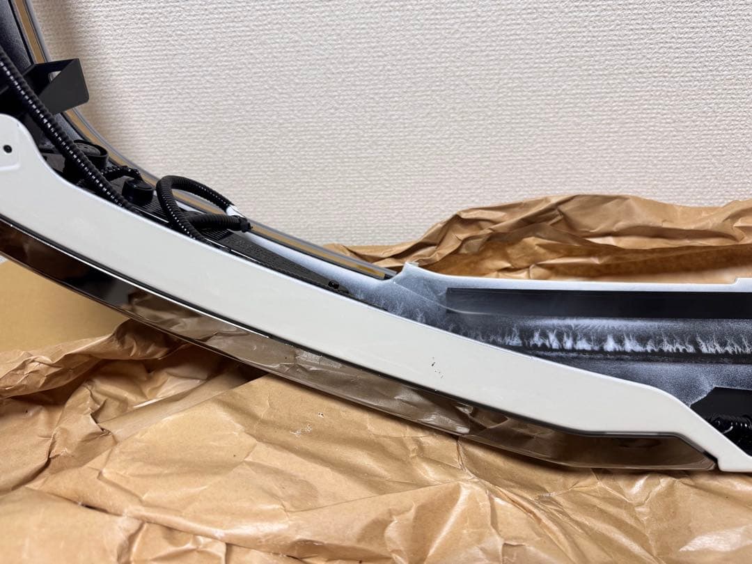 ハイエース　モデリスタ　フロントスポイラー