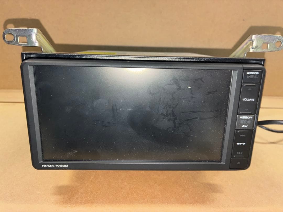 7インチ純正ダイハツナビ　NAXX-W680 配線関連有、金具付、全て付