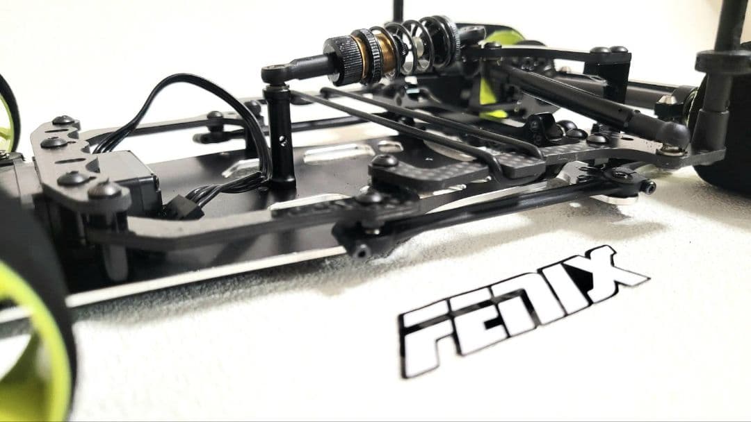 フェニックスレーシング リファレンス YT12 サンワサーボ付き 1/12