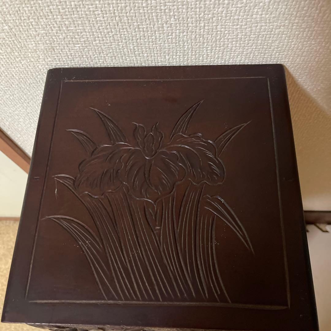 日光彫？軽井沢彫？　木製花柄彫刻箪笥　3段引き出し　家具　アンテーク