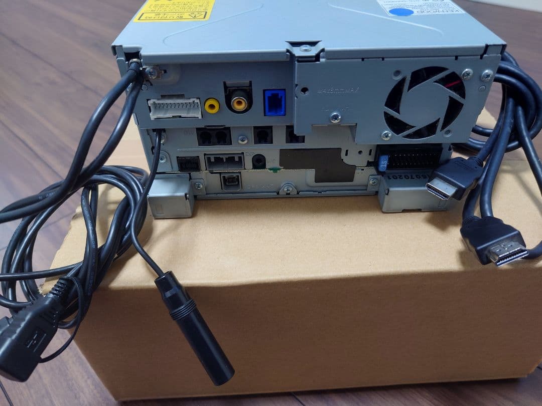 KENWOOD カーナビ MDV-Z702 mdv-z702