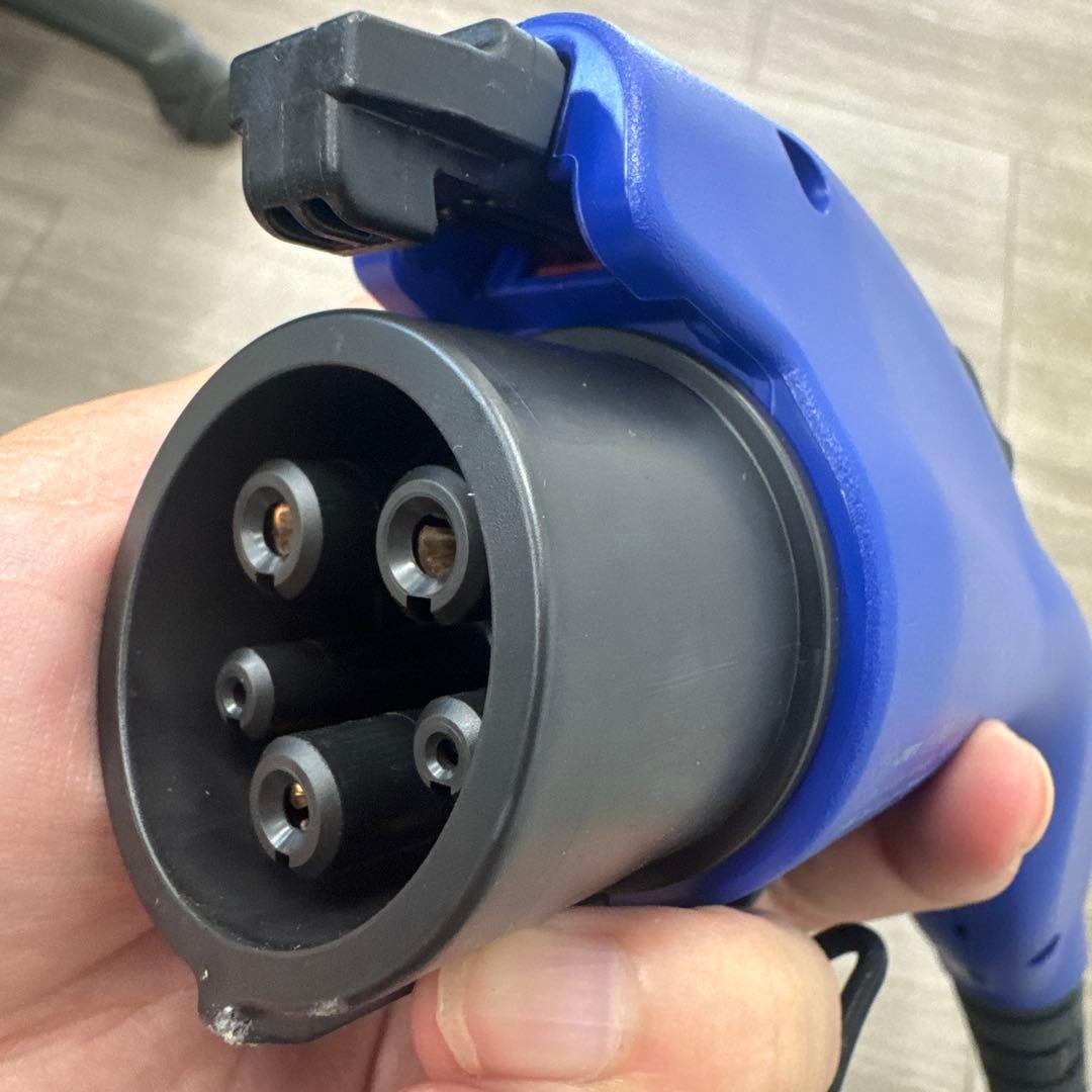 TOYOTA 電気自動車用充電ケーブル G9060-47500