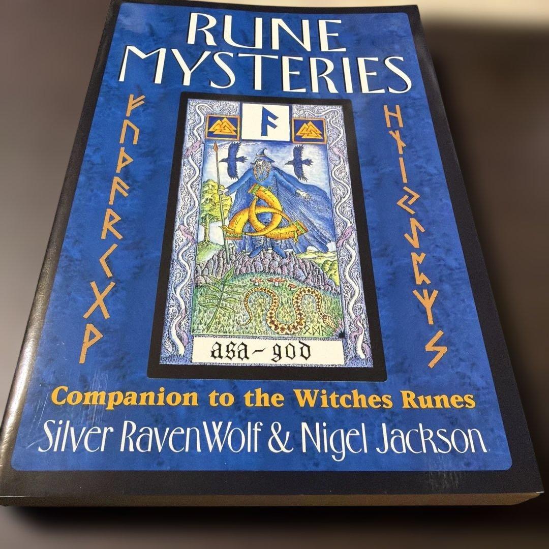 Witches Runes ルーンカードセット