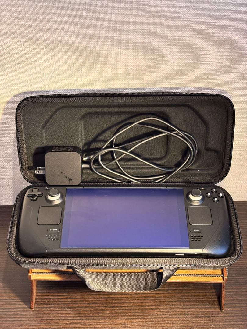 SteamDeck 256GB LCDモデル