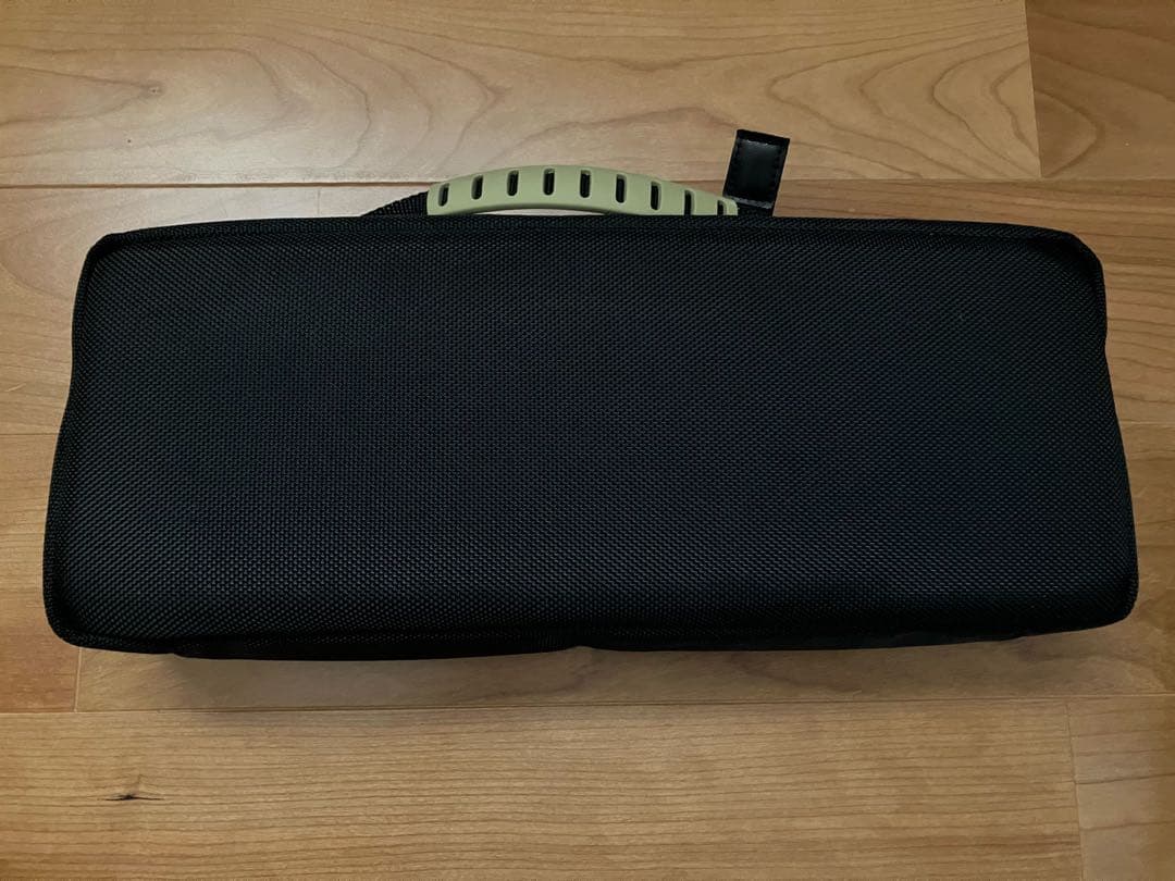 Nintendo Switch 本体 + ケース + 充電器