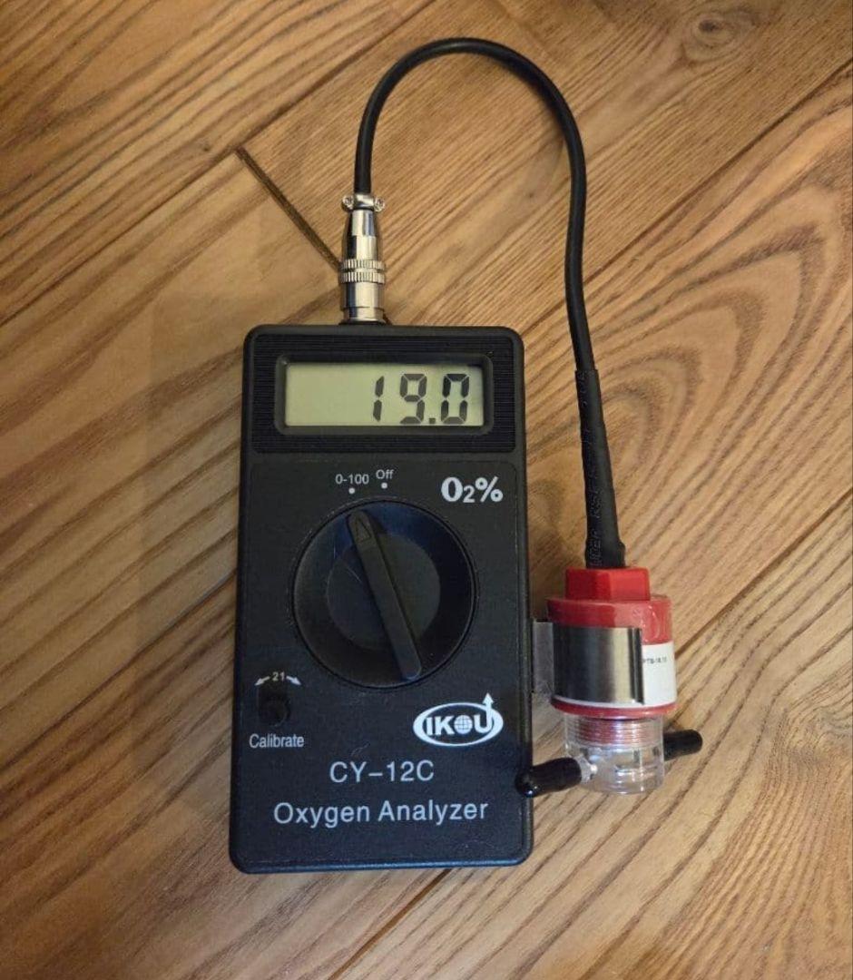 はな 【ペット用】 酸素発生器と酸素室、酸素濃度計の3点セット