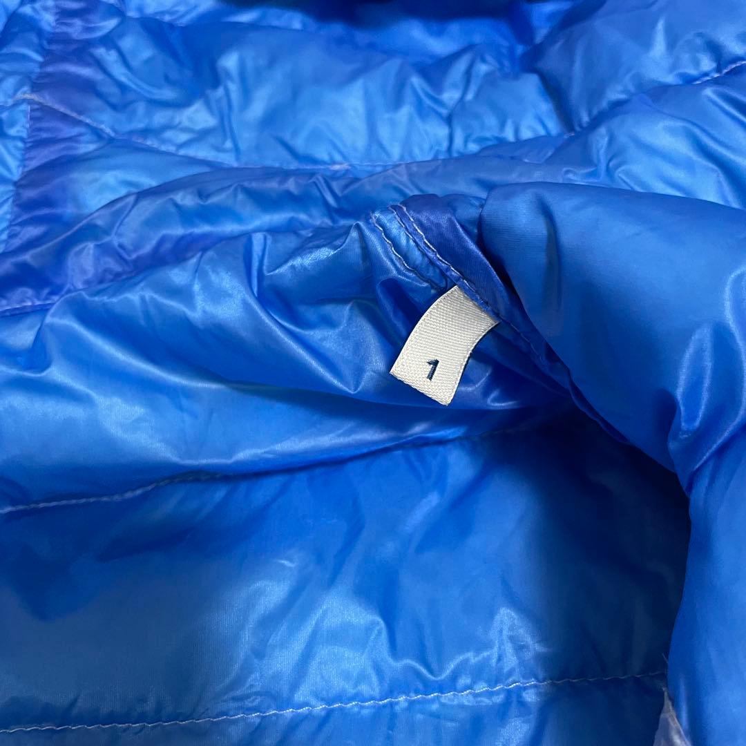 MONCLER フード付き ダウンベスト ブルー　迷彩　モンクレール