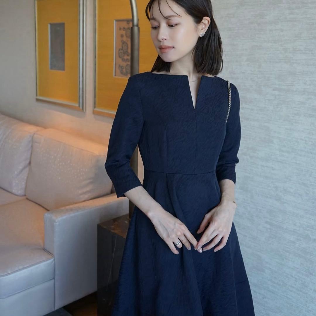 ローブブラン　新品　Keyneck Jacquard Dress M ネイビー