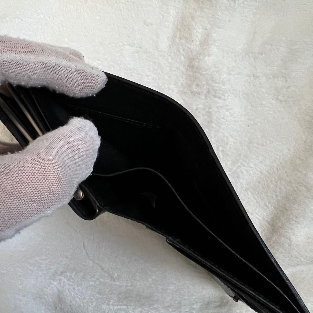 圧巻のデザイン　ジャンポールゴルチエ　二つ折り財布　レザー　ドラゴン　金