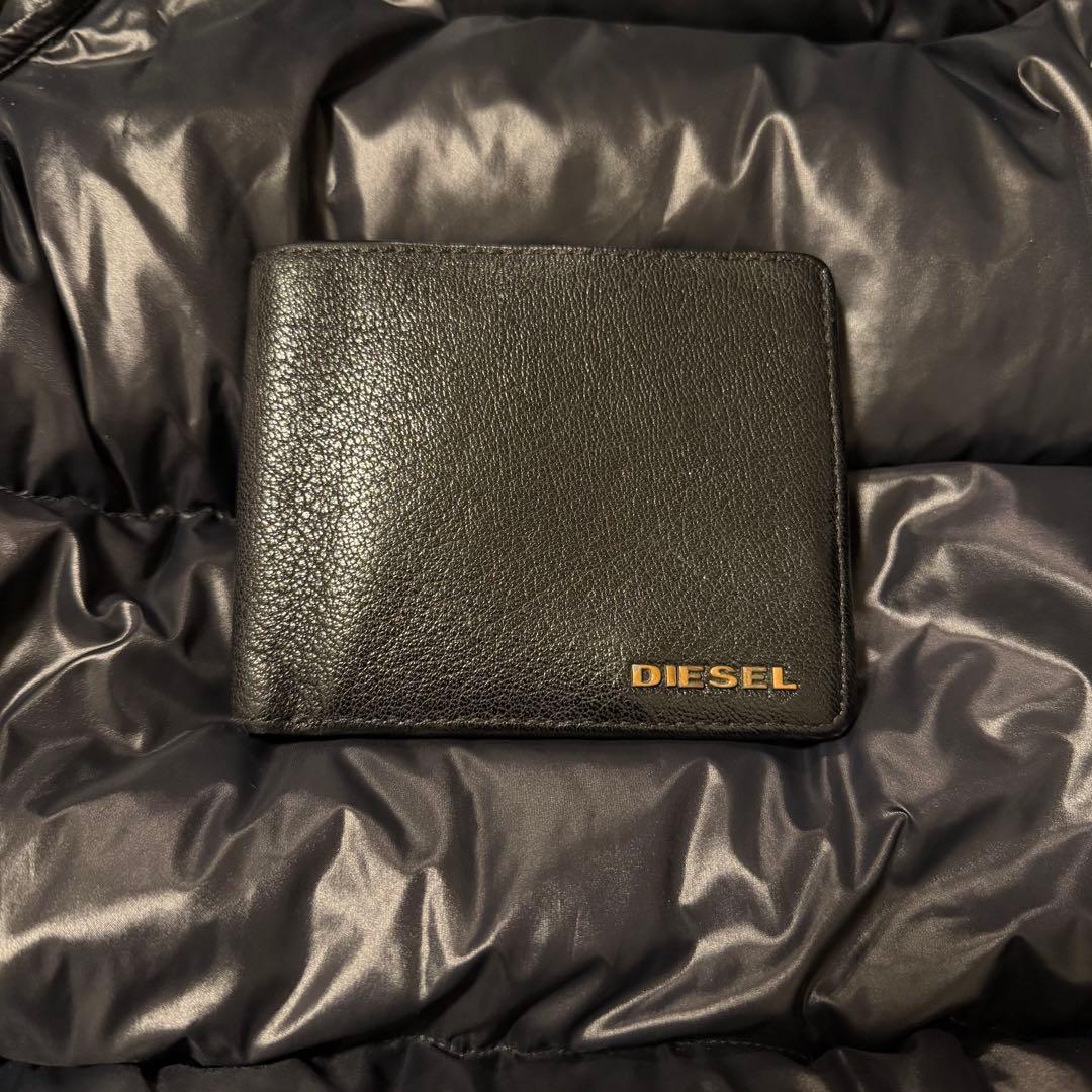 【美品】 DIESEL （ディーゼル） レザー（本革） 二つ折り財布 ブラック