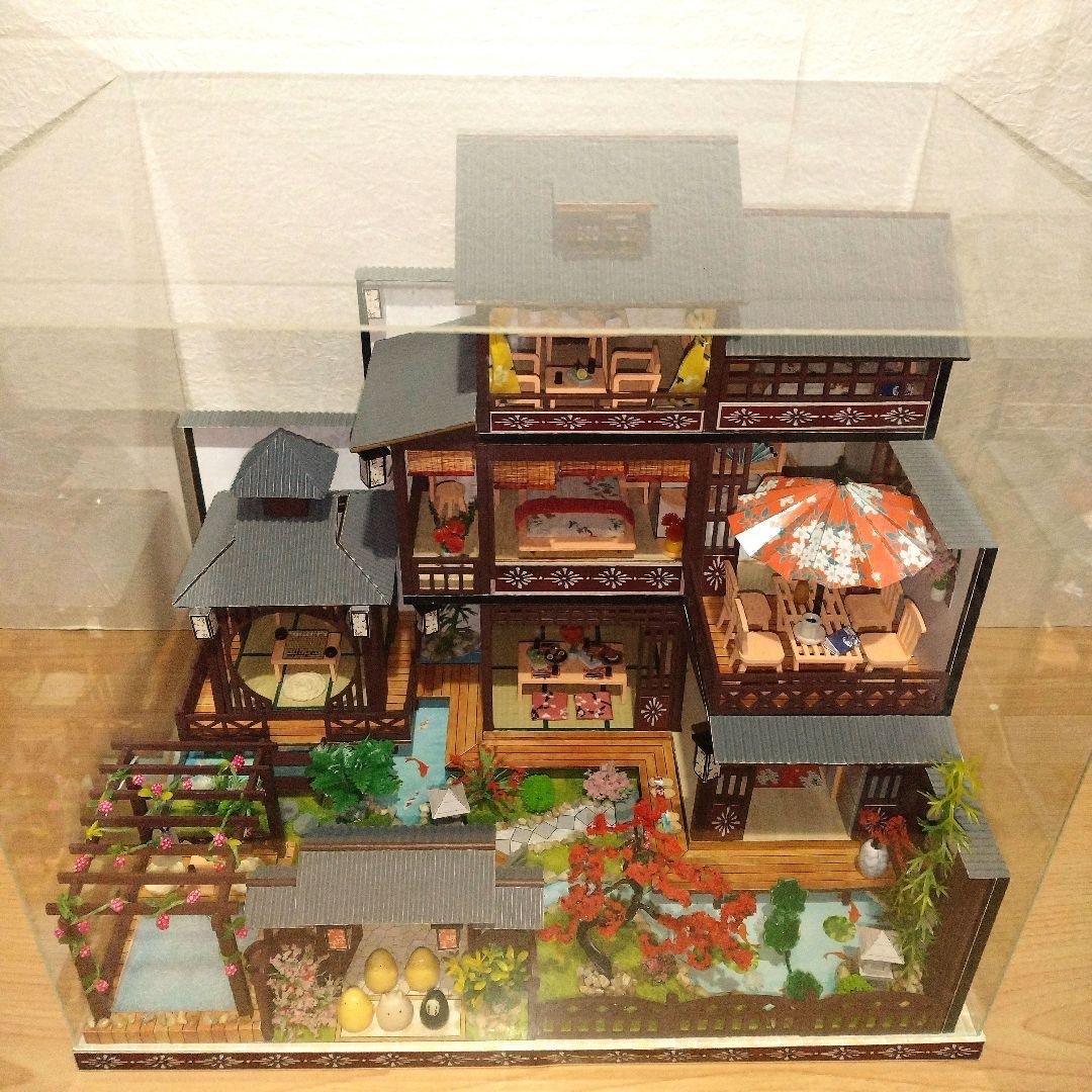 ドールハウス完成品【和風旅館】LEDライト、オルゴール、ケース、ミニフィギュア付
