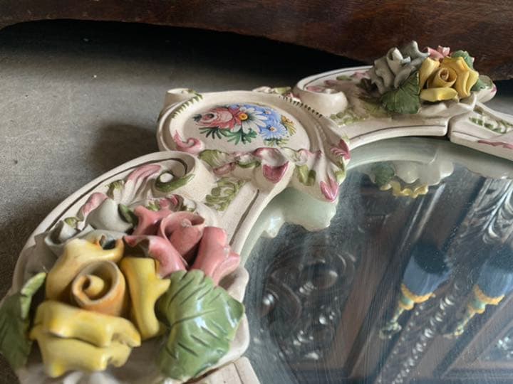 イタリア製　ロココ　白家具　鏡　ミラー　姿見　壁掛け式