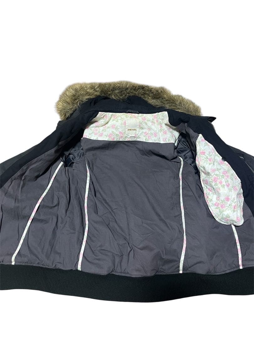 ディーゼル DIESEL n2b 希少 ファーダウンジャケット ブラック 花柄